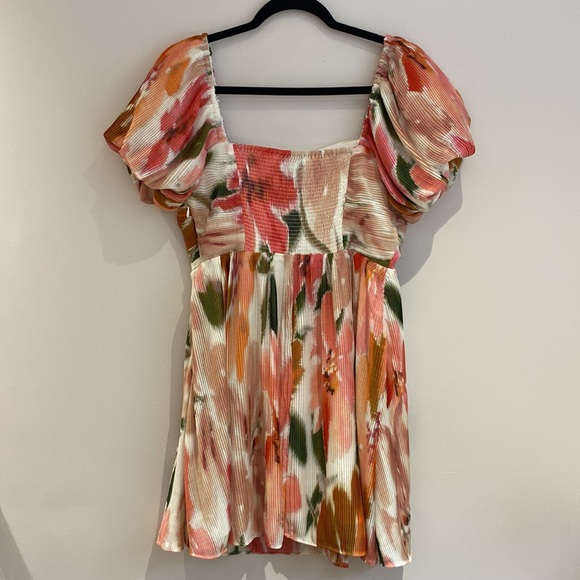 RW&CO Floral Dress - Picture 9 of 12